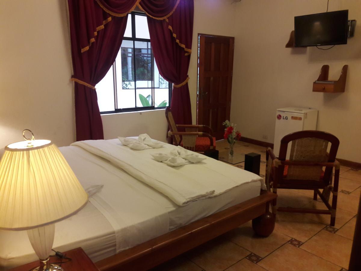 Amazon Green Hotel Iquitos Zewnętrze zdjęcie